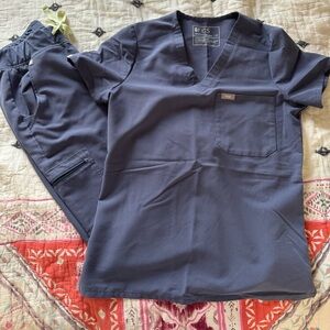 FIGS Technical Collection Top in Dark Blue